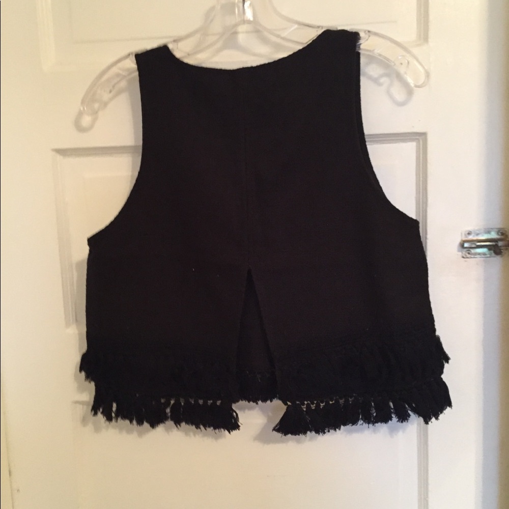 Black crop top